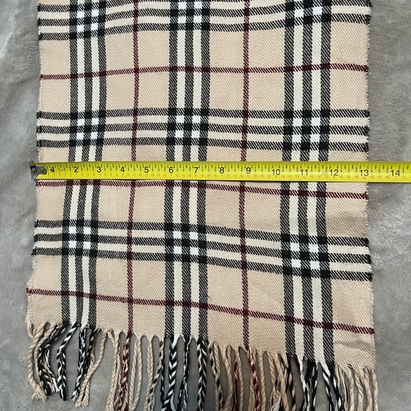 Beautiful women scarf new - Picture 4 of 4